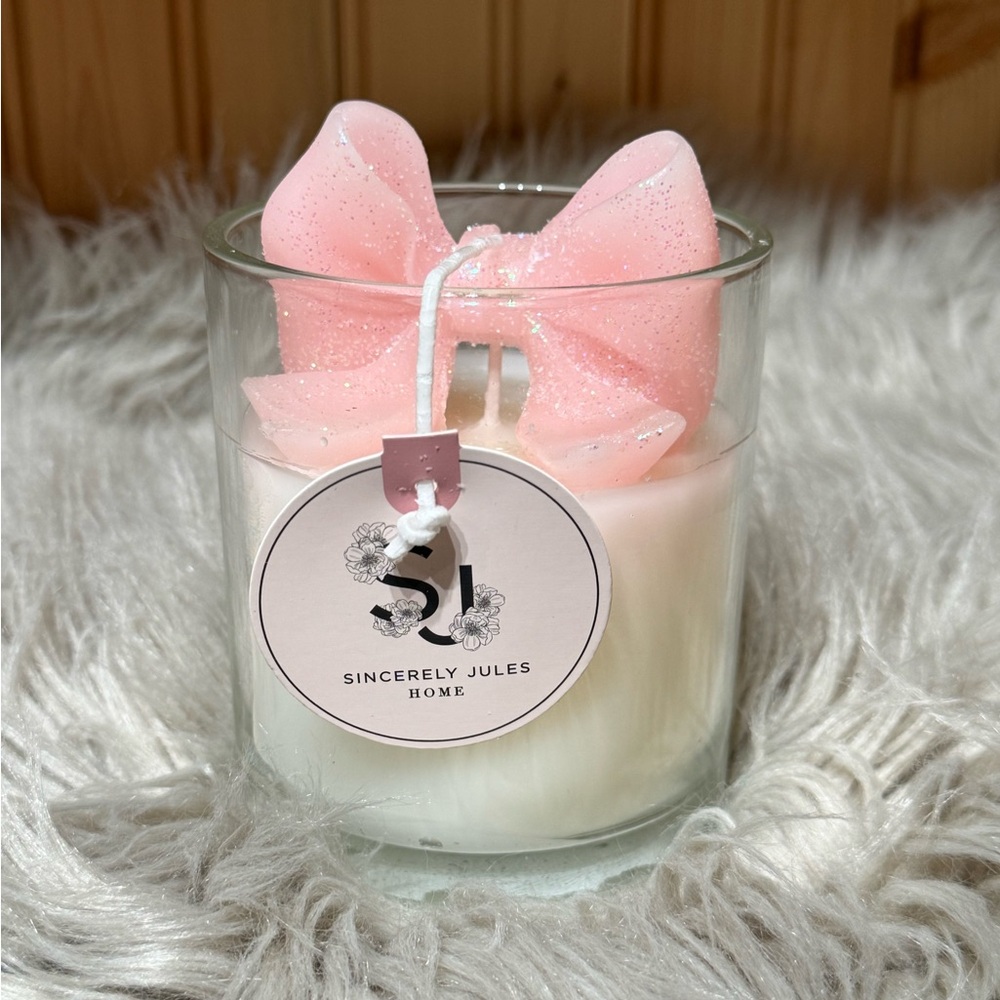 Sparkly bow candle coquette girl